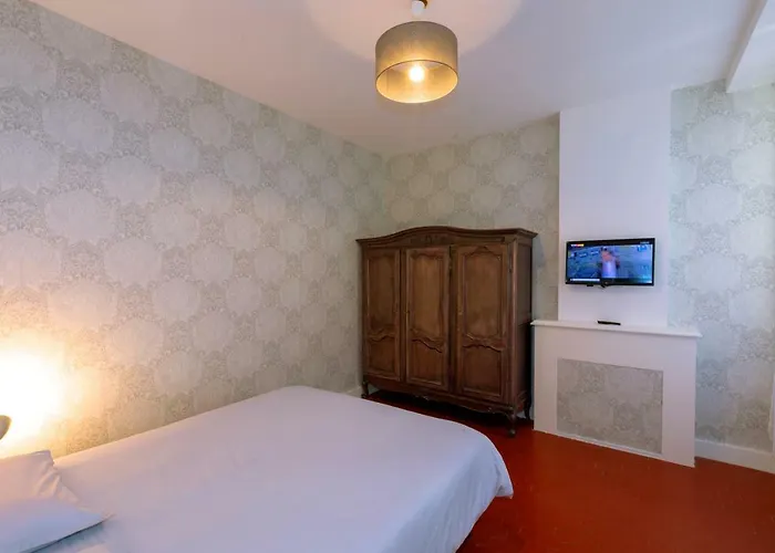 F3 - Standing Centre Calme Et Climatise * Ajaccio (Corsica)