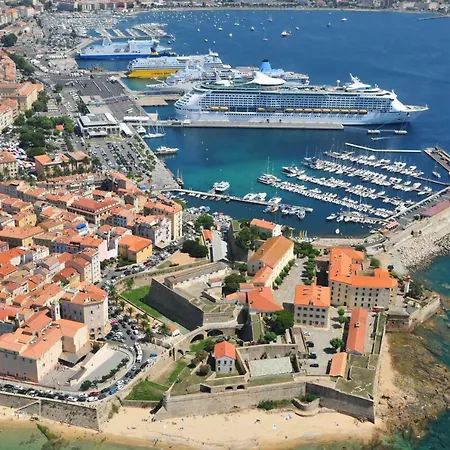 F3 - Standing Centre Calme Et Climatise